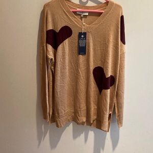 Laurie Felt Tan V-Neck Sweater with Heart NWT Accents